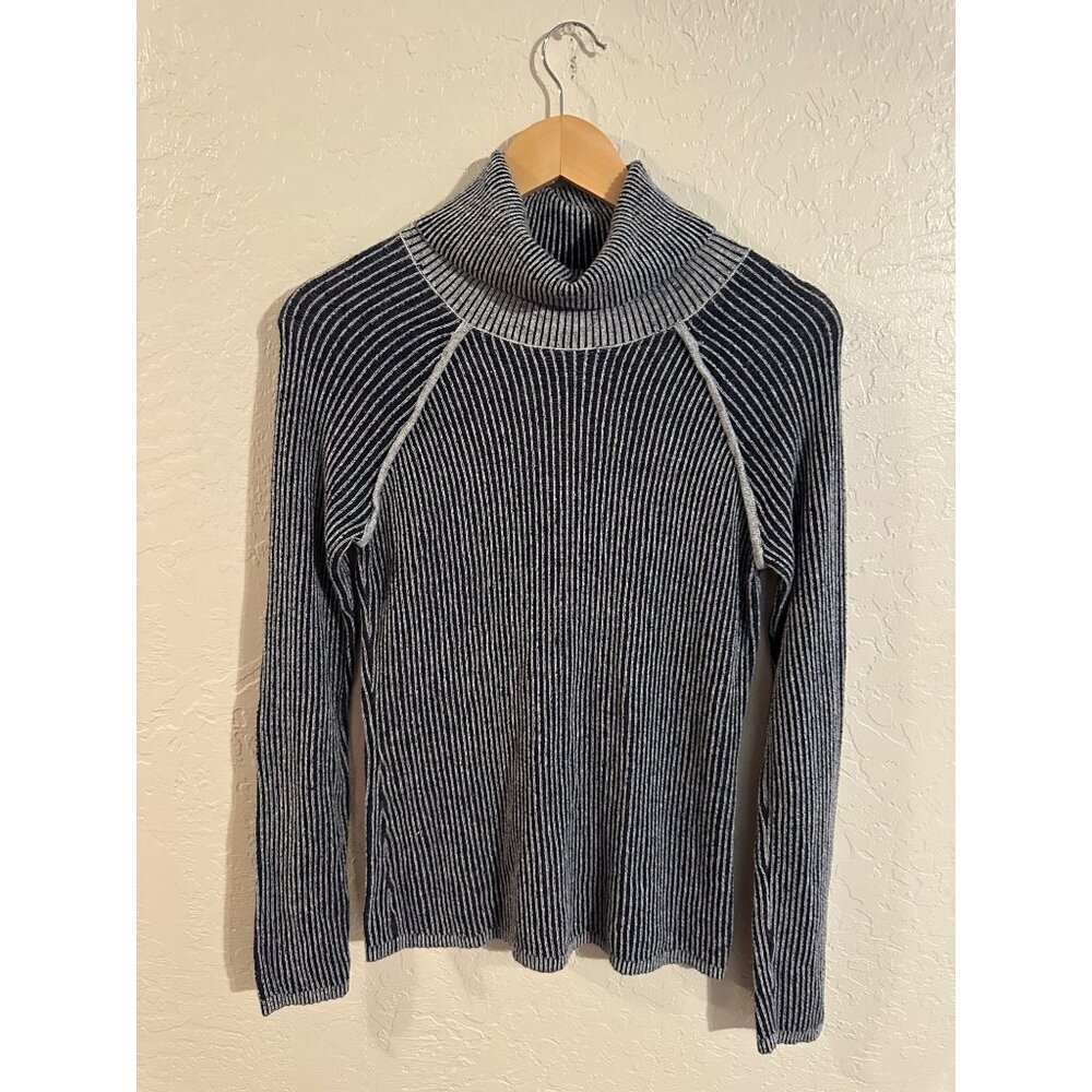 Abercrombie & Fitch Y Black & White Striped Ribbed Keyhole Turtleneck Sweater